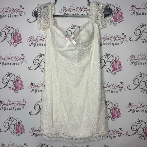 Dolls Kill Dresses & Skirts - Sugar thrillz dolls kill milk maid dress lace white ribbon 🎀 bow rose bud